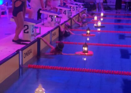 Nikolausschwimmen 2025 – gelungener Jahresabschluss für Nachwuchs der Flossenschwimmer